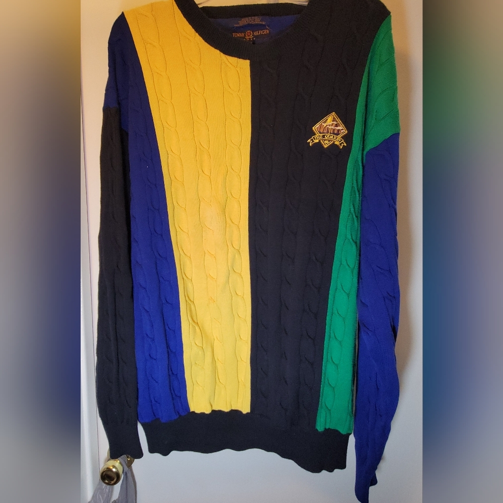 Tommy Hilfiger Men's XL ColorBlock "Golf"  Sweater with Crest